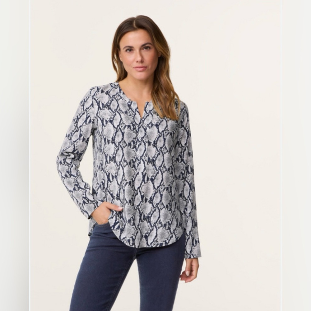 Cooper & Ella Long Sleeve Snake Print Blouse Size Small